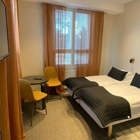 Kuukkeli Ivalo Airport Inn Экстерьер фото