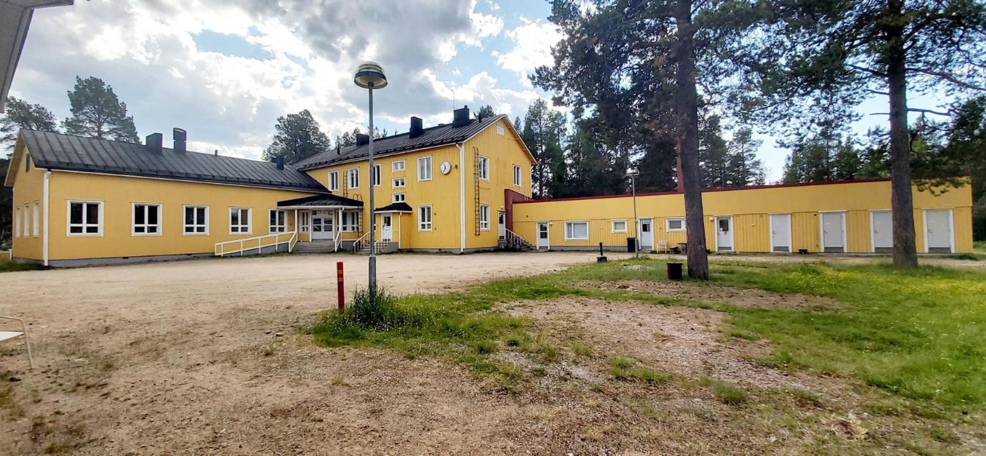 Kuukkeli Ivalo Airport Inn Экстерьер фото